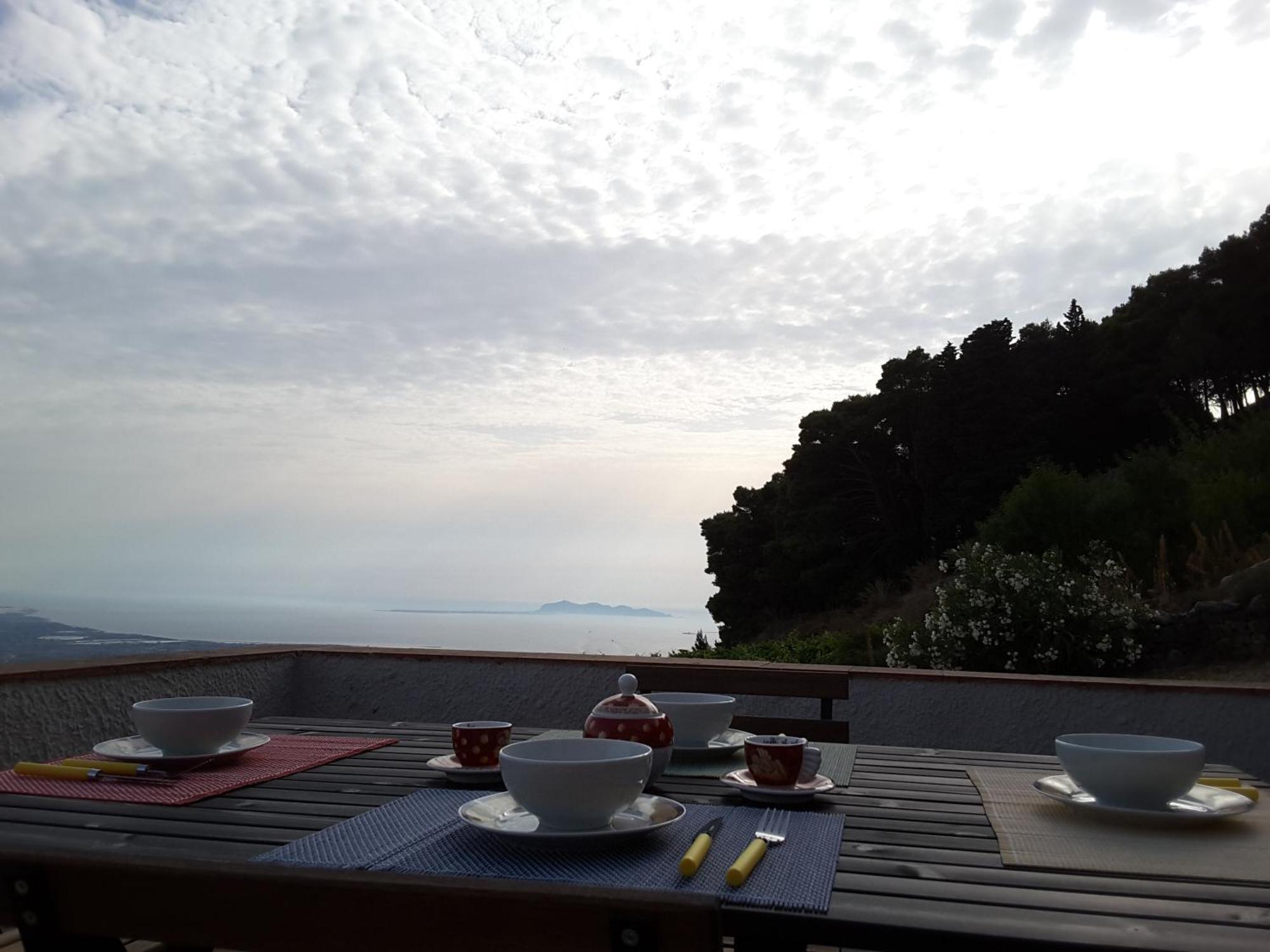 Casa Nel Vigneto Erice Guest House Екстериор снимка